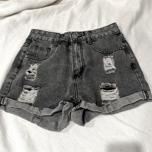 Brand: Shein, Size: Size 4 in women’s but fits like a 2, Color: Light black